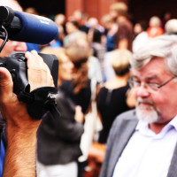 Symbolbild: TV-Interview